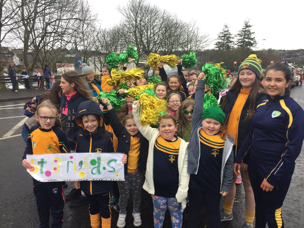 maza4214's tweet photo. Saint Patrick's Day in Armagh @saintbrigidsCC @ArmaghForYou @visit_armagh #saintpatricksday #armagh #camogie #loveyourclub https://t.co/MfufZU9yEB