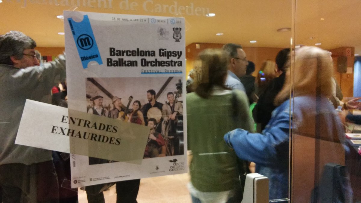 agcccat's tweet photo. Gran expectació pel #concert d'aquesta esta nit! #Festivalressona #ressona2017 https://t.co/lqvmaoV7Y3