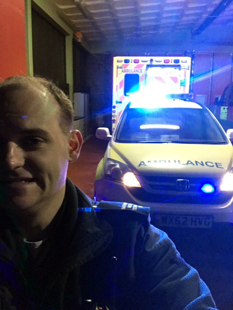 steve_paramedic's tweet photo. SR4013 logged on ready to go. Be gentle people first shift on a car #emsshift #999family. https://t.co/axtk9Lhutq