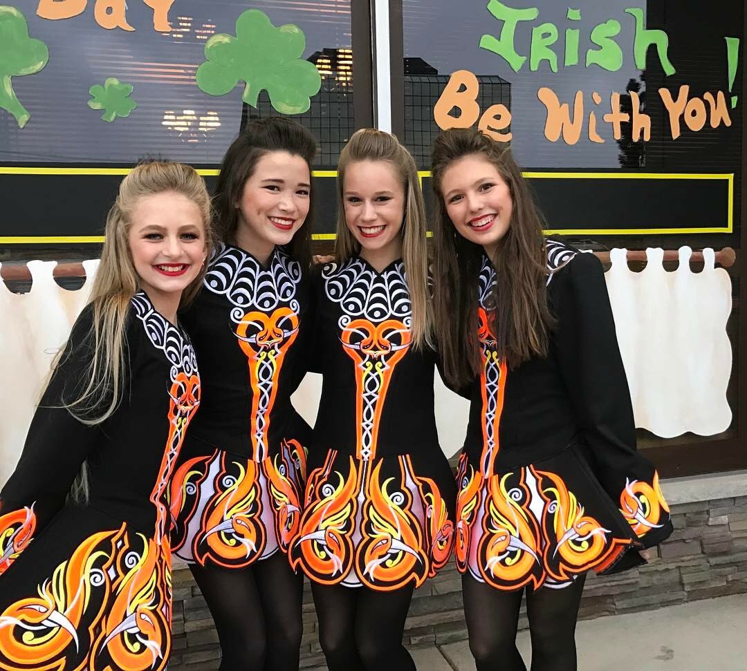 laxtodca's tweet image. #Broesler in VA!!!🍀🍀🍀👯❤