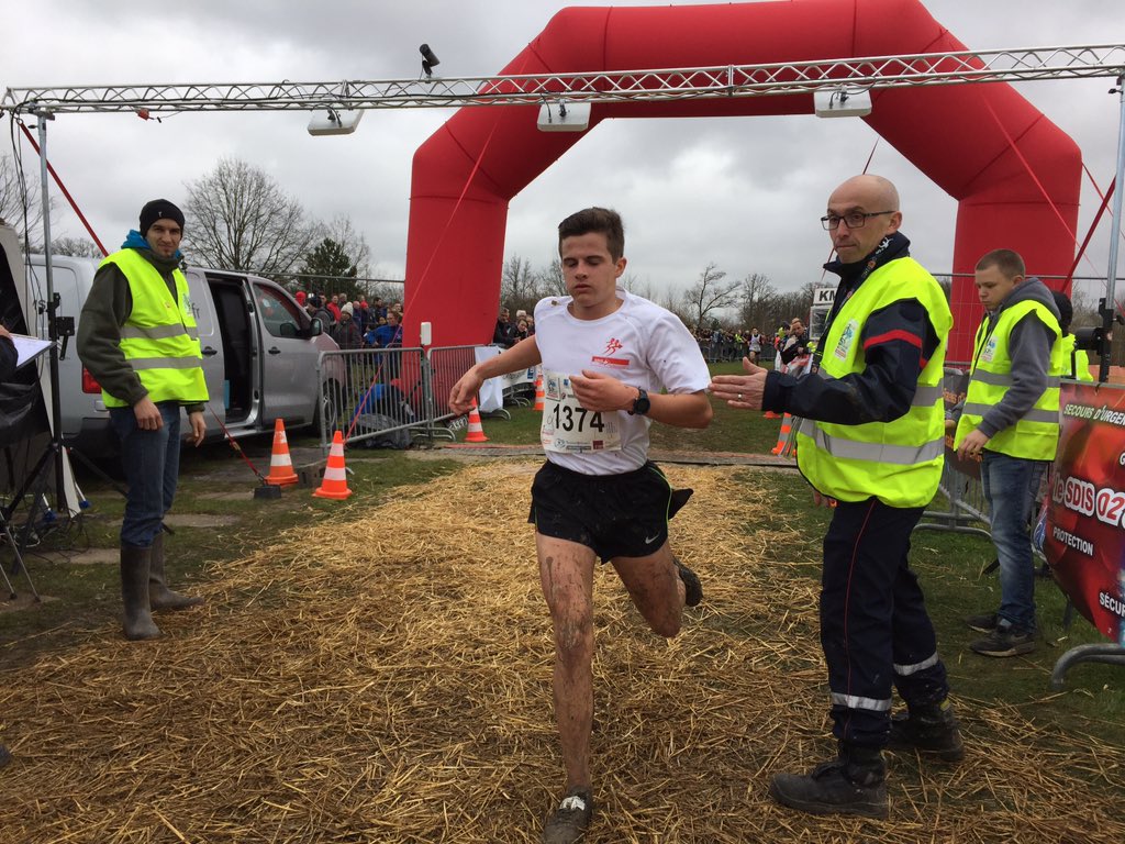 PompiersFR's tweet photo. Le #CrossSP2017 est fini ! Félicitations à ts les participants. RDV en #Isère en 2018 (@sdis38) 🏃🏻. Les résultats ➡️ https://t.co/q8MbpAtLa1 https://t.co/gdBnS5Kydi