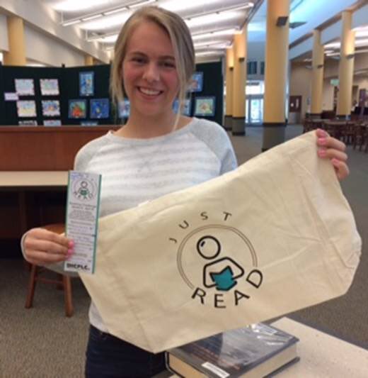 TampaHillsLib's tweet photo. Congratulations to Miranda from #SouthShore #Library. She completed the #ReadingChallenge and is on to the next book #lifetimereader https://t.co/0blOy7GXEU