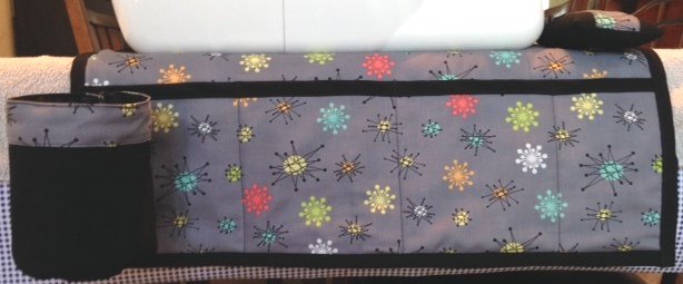 MOCKFROGjewelry's tweet photo. https://t.co/W1ywxoGatT Sewing Machine Caddy MOCKFROGstash #sewingmachinemat #atomic #crafts #mothersday #mat #etsy https://t.co/oOElWgP77P