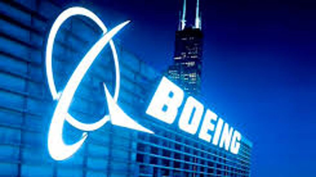 Boeing plans layoffs for May bit.ly/2mfmvoN https://t.co/dJ34kRwsUN