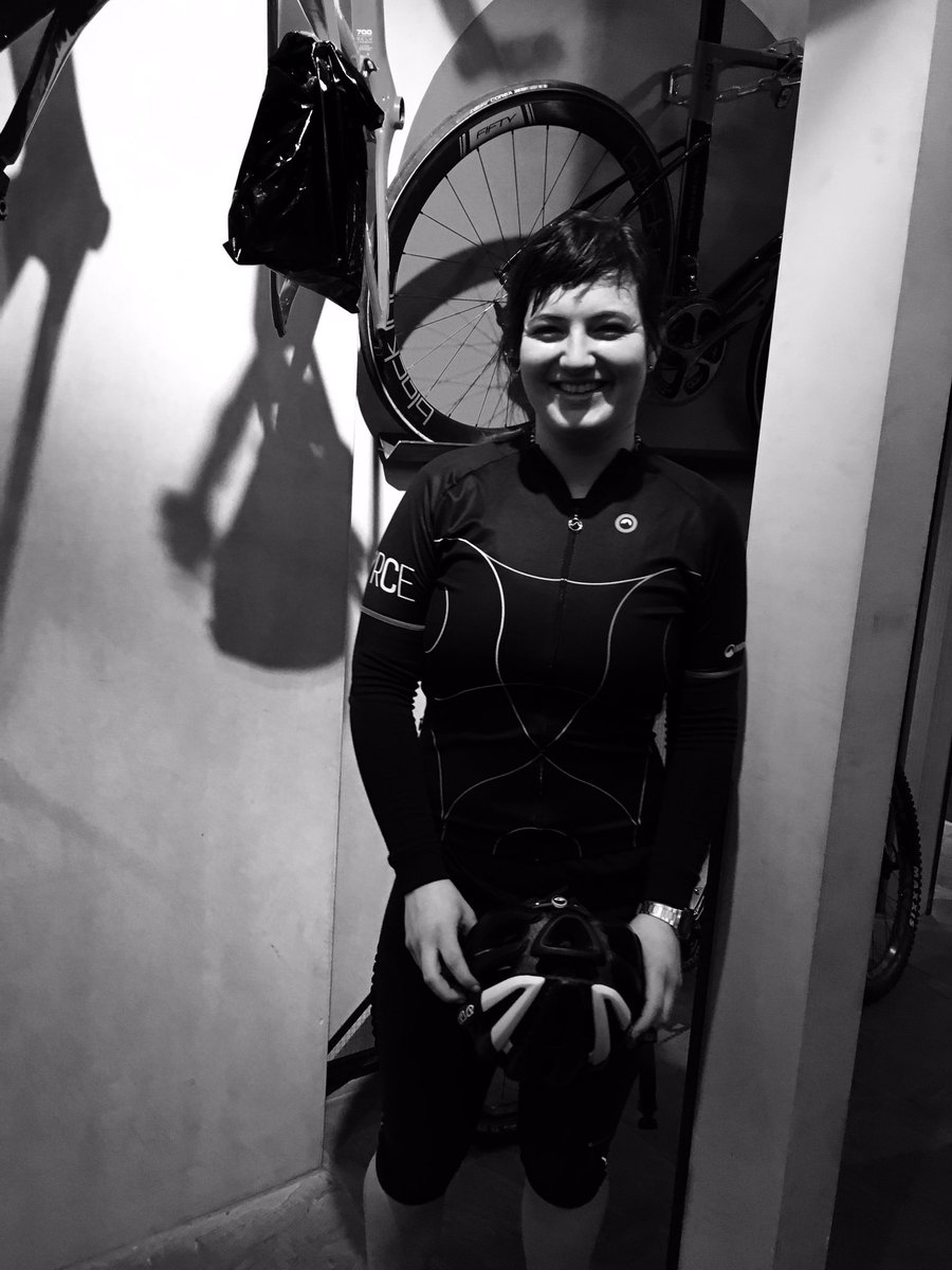 Thanks @RoadCycleEx for my lovely New Jersey 👌🏻#bikefriendlycafe #coffee #cycling