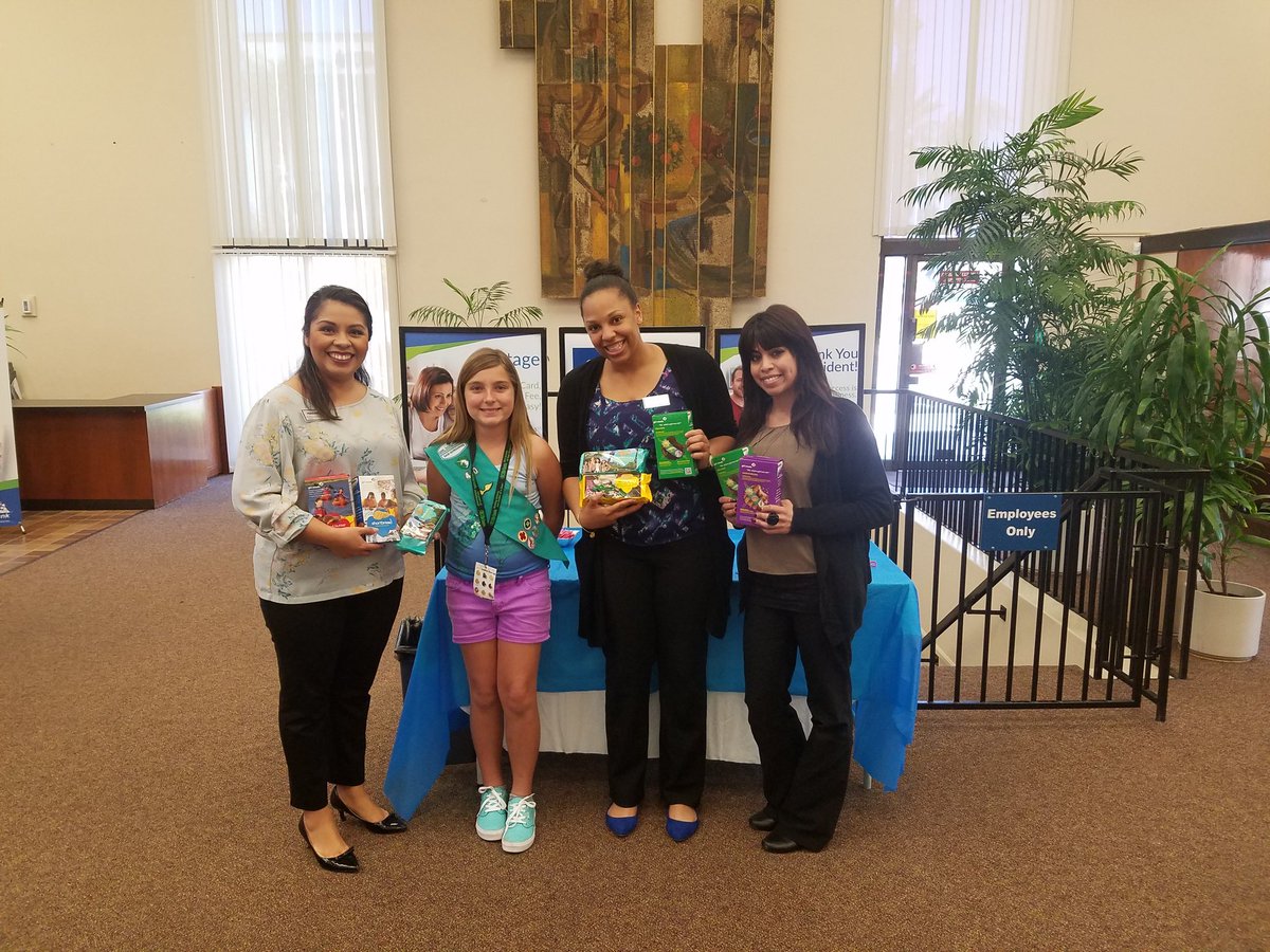 CookiePro909's tweet photo. Thank you, #ProvidentBank #Redlands for supporting my Girl Scout Cookie business! https://t.co/hXbwuG3ZfR