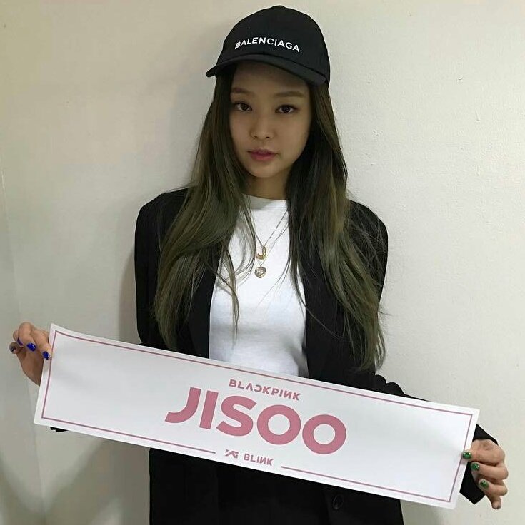 JennieTons's tweet photo. O visual da Jennie é maravilhoso 😍😍! 
C: notjennie_ https://t.co/kniN4X8a7m