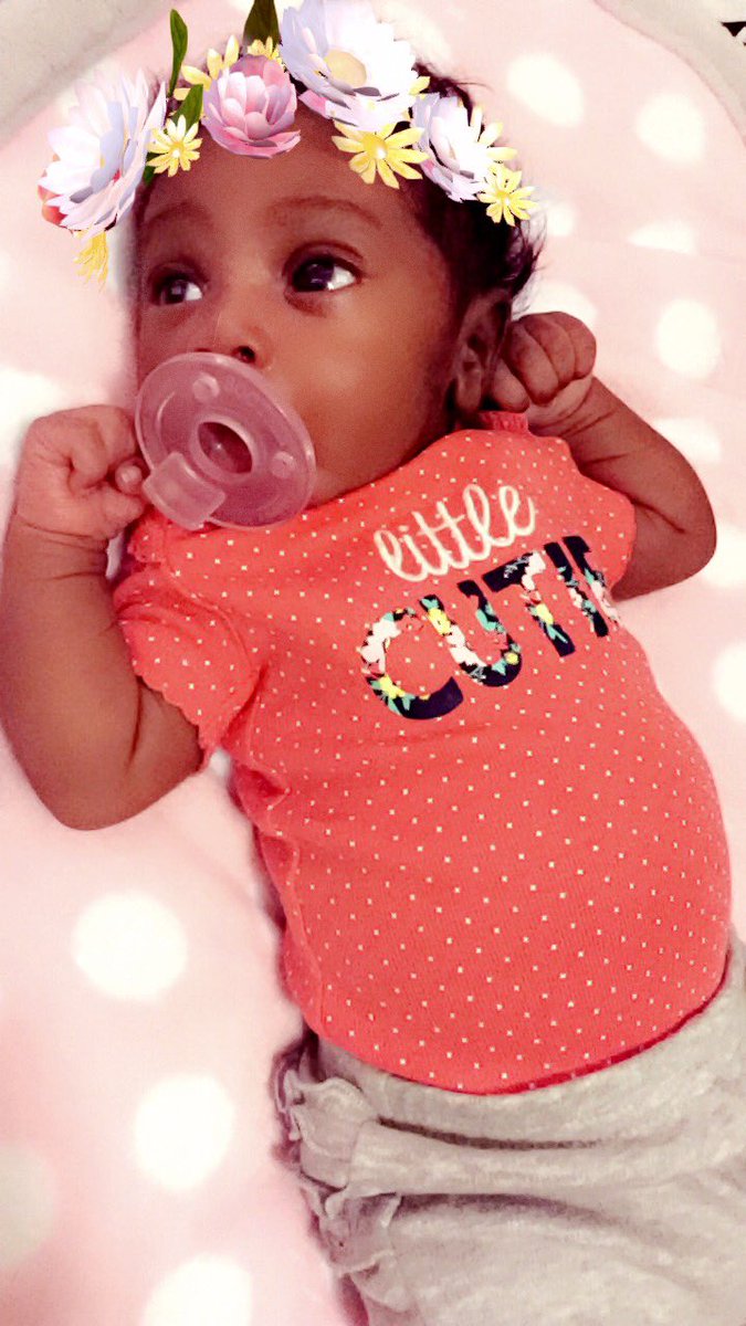 ayeee_gorgeous_'s tweet photo. Flower Child 👶🏾🌻 https://t.co/5X0ywktTTX