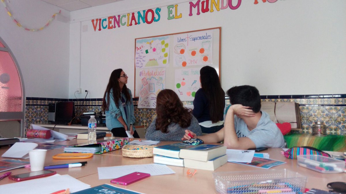 jmvsev's tweet photo. Fin de semana de formación en la provincia; tiempo no sólo de aprender si no de encontrarse con Dios https://t.co/dpj9lfE5HF
