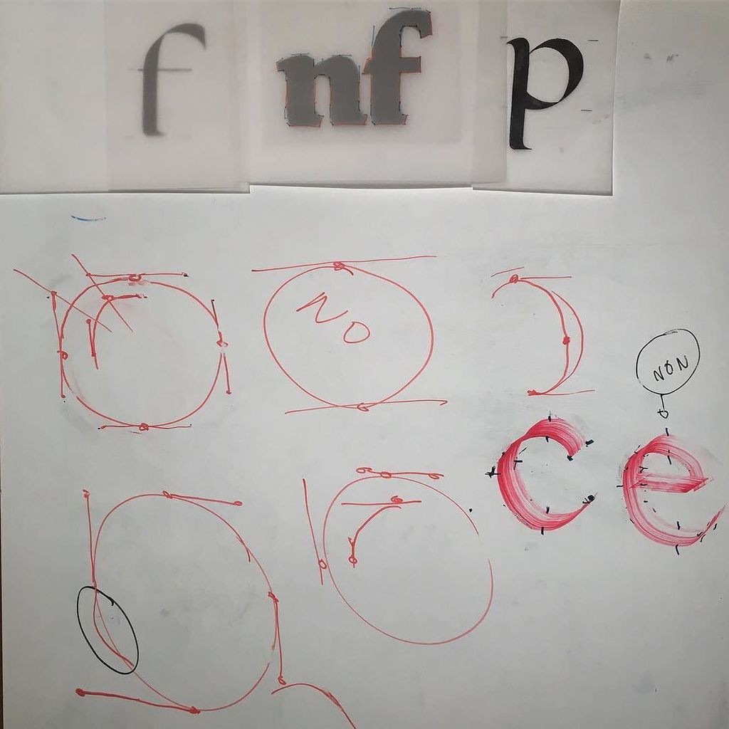 typeparis's tweet photo. Placement des points et construction des dessins en courbes de Béziers #tpworkshops #typep… https://t.co/Jpxxon4aUc https://t.co/9LTFXlLJsO