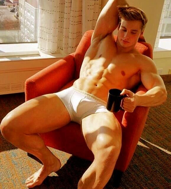 C7OvLWLWkAEvR_O.jpg:large