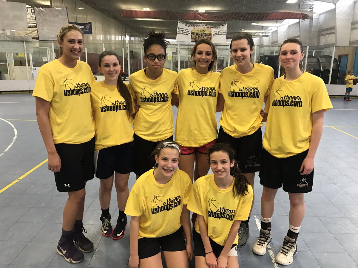 ushoops's tweet image. Great workouts today for our high school and middle school girls! 
#USHOOPS
#KidsToPros
USHOOPS.com ❤️