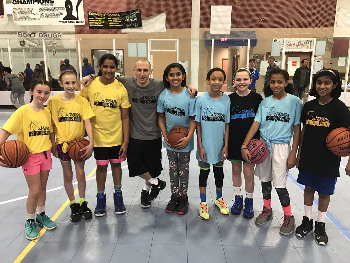 ushoops's tweet image. Today is a GREAT day to be @ushoops 
#USHOOPS
#KidsToPros
USHOOPS.com ❤️