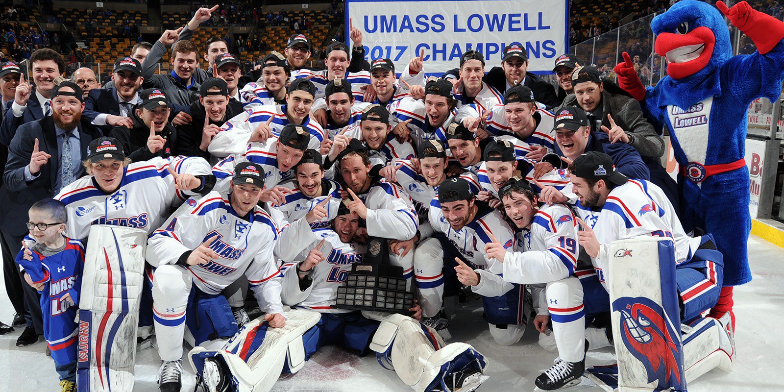 UMass Lowell Hockey (RiverHawkHockey) / Twitter