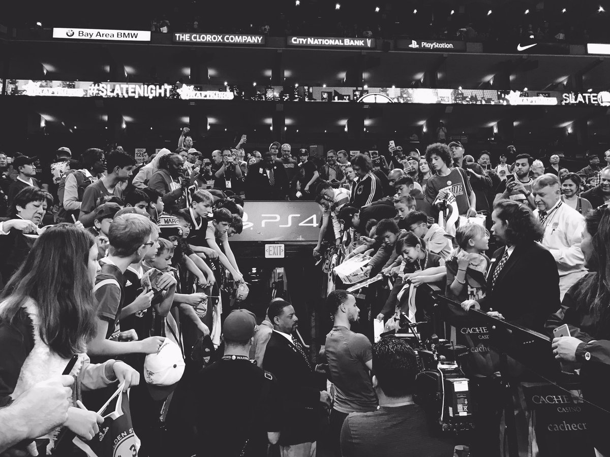 warriors's tweet photo. #WarriorsFHN x #SlateNight https://t.co/tsyupPS1Y3