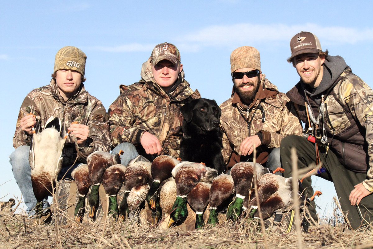 vela_cxehange's tweet photo. I would much rather be finishing up a day in the duck blind... https://t.co/eoZa4PWEXp