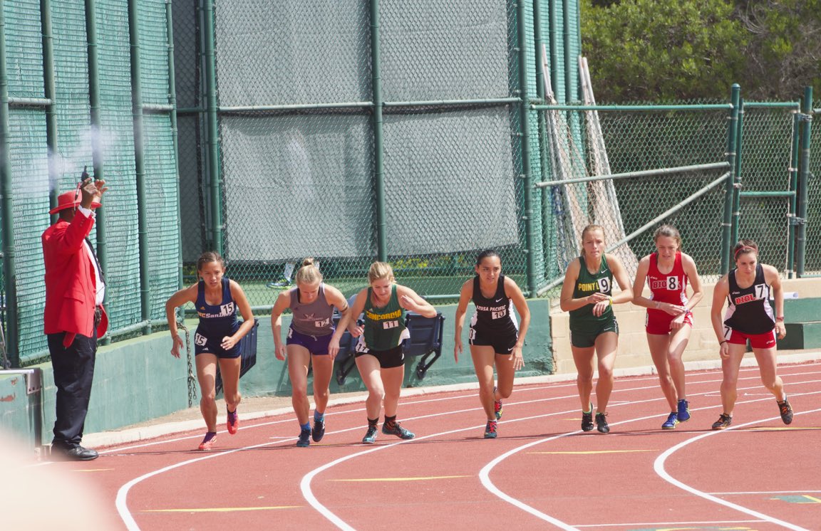 BrookeCaravello's tweet photo. Brooke Caravello finishes strong with a time of 2:32 for the 800m 3rd heat.
#APUTF https://t.co/7dAi3ZDMcN