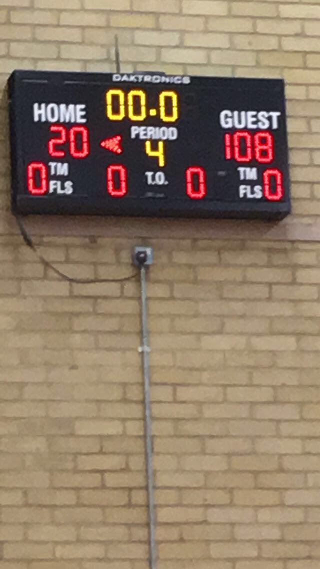 CoachMatthews95's tweet photo. its been a hard season, but i can say I'm proud of the year9s moving into u16 and very happy with the year8s who will become real leaders https://t.co/Sv7MdvfAQz