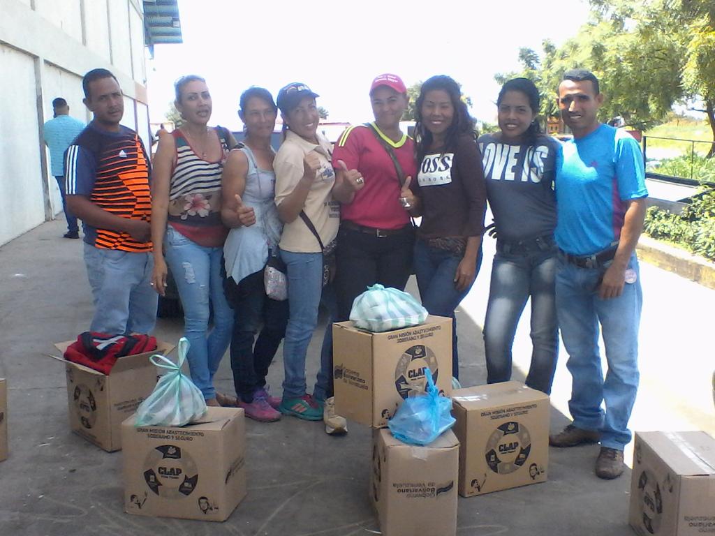 gasmaca's tweet photo. Trabajadores de Gasmaca reciben beneficio de cajas del clap. https://t.co/fHogtLdg2i