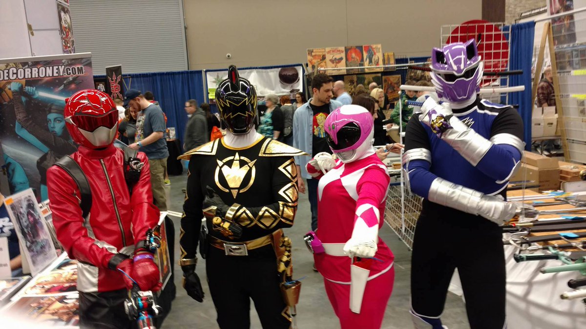 Real_Colours's tweet photo. #WizardWorldCleveland Cosplayer Spam Part 2 https://t.co/GLnZz5QqkY