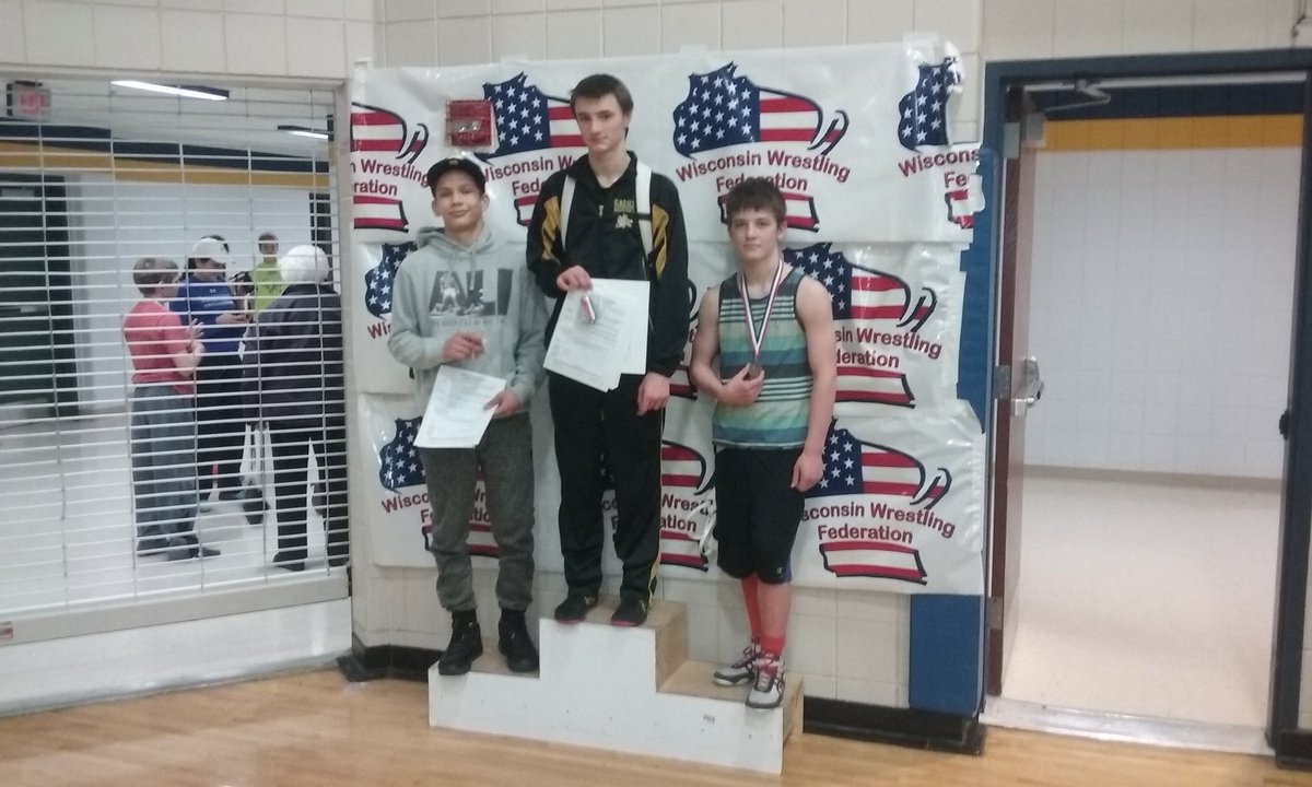 docwahl's tweet photo. 5 Jr high cadott wrestlers made it to state next weekend, M. Pecha, C. Pfeiffer, G. Tegels, K. Sonnentag, N. Wahl. #gohornets https://t.co/sXT3ugTzvv