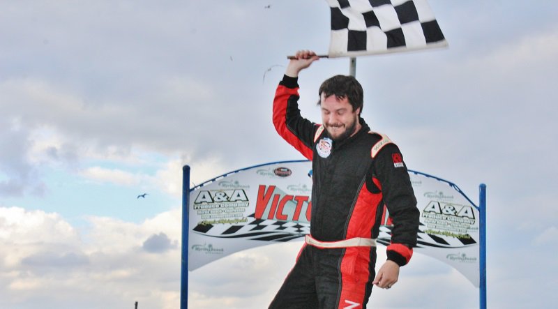 TomBakerShow's tweet photo. RECAP: @LeePulliam11 Makes Late Charge For @MB_Speedway Victory
MORE: https://t.co/4HBJRNTEY7 #PerformancePlus300 #NWAAS https://t.co/lXLlltBekU