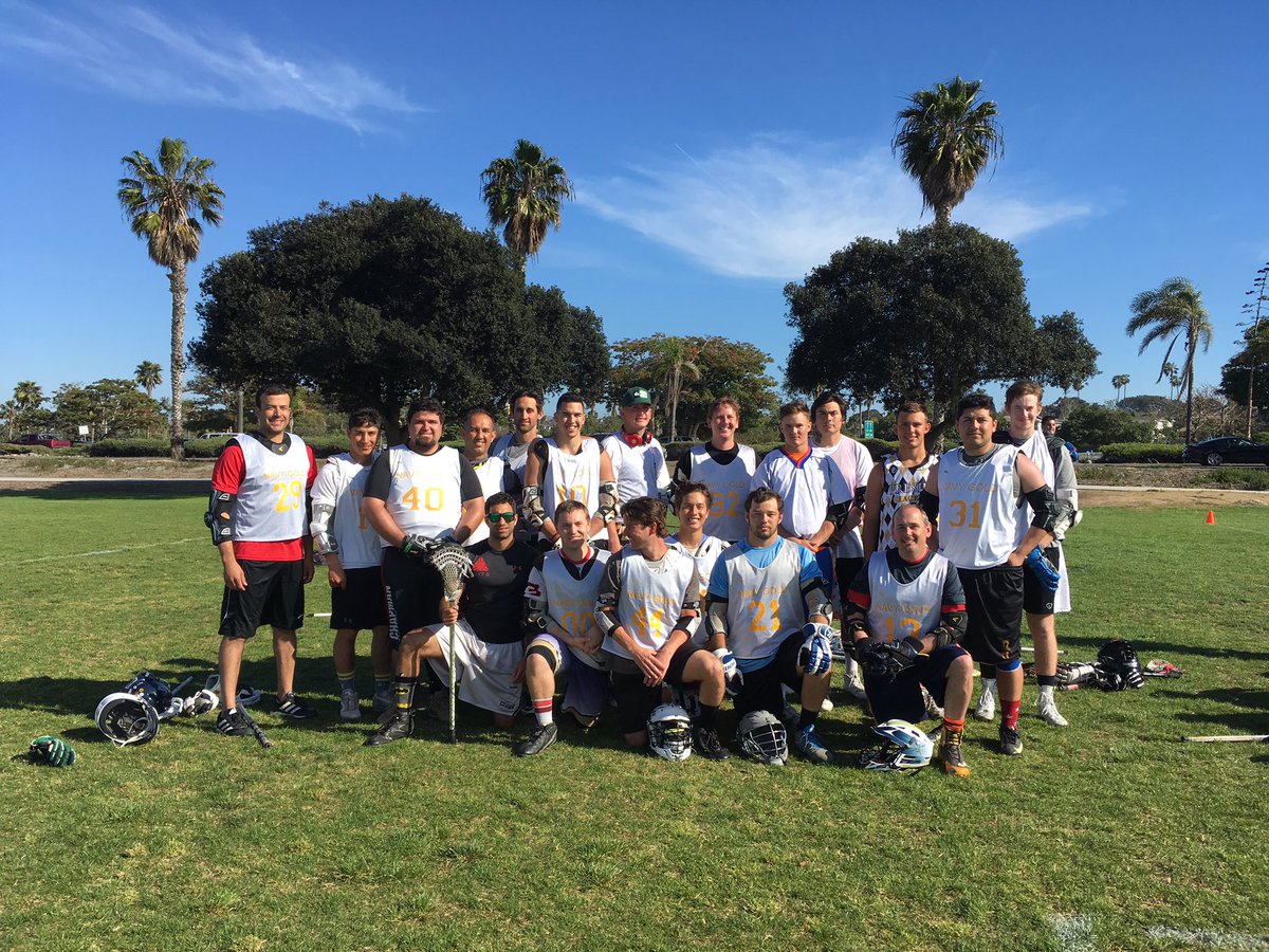 SDNavyGold's tweet photo. @emw_foundation thanks for putting on #jambythesea 2017!!! #navygold #lacrosse #sandiego #socallax https://t.co/7EA8bdVCwG