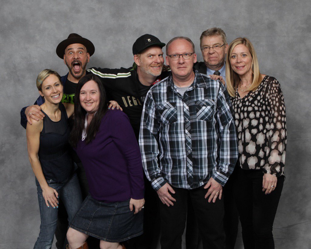 bworiginals2's tweet photo. @JaxJar and my photo at @TorontoComiCon of #DegrassiReunion #joey #snake #caitlyn #tessa #MrRaditch https://t.co/Q98pCj0Dlz