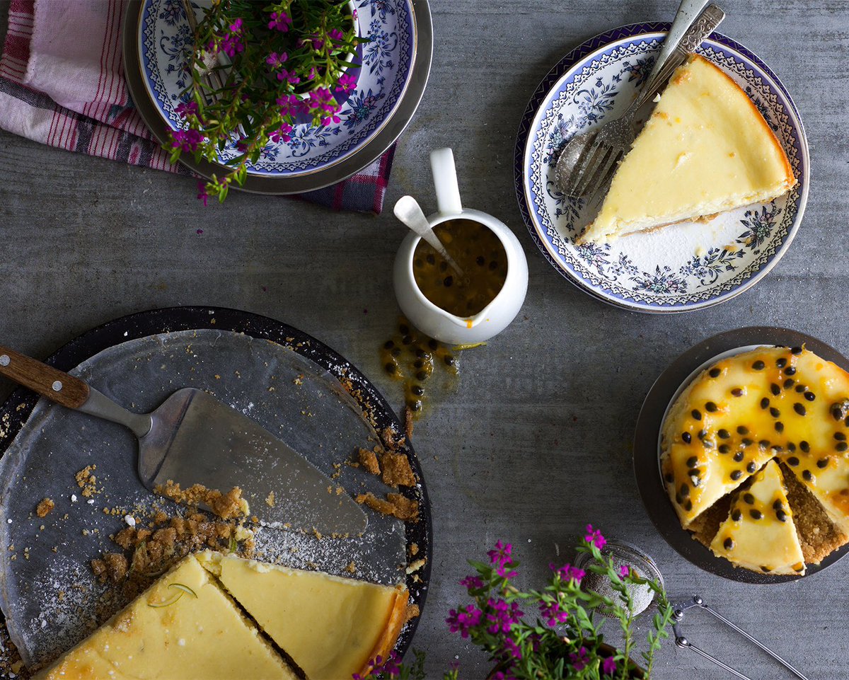 anyonecancook's tweet photo. Cheese cake with ricotta + cream cheese ... Sounds delicious. Coming soon in my blog. https://t.co/PK1WIK106W