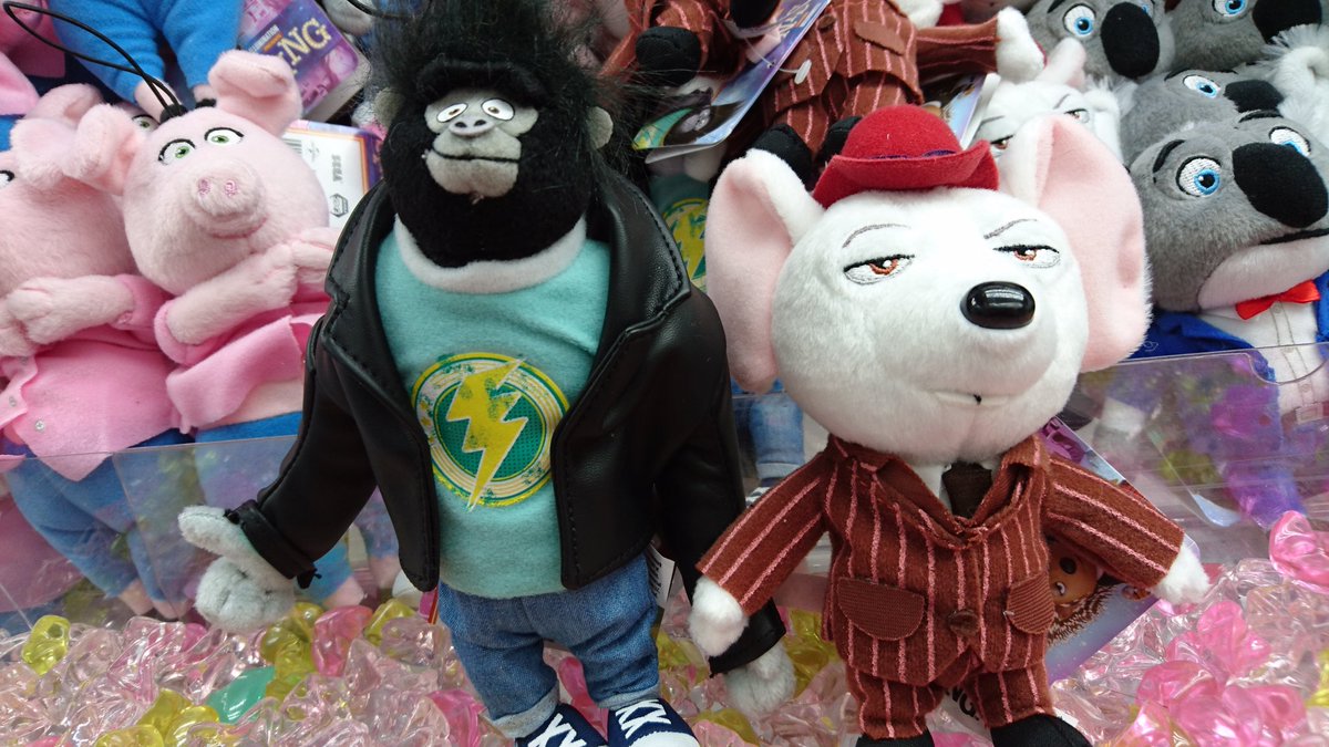 名古屋レジャーランドささしま店 プライズ 絶賛上映中のsing景品入荷しています 映画に出てくるキャラクター達が可愛い ぬいぐるみになっちゃいました 大きめのぬいぐるみもありますよ Sing シング