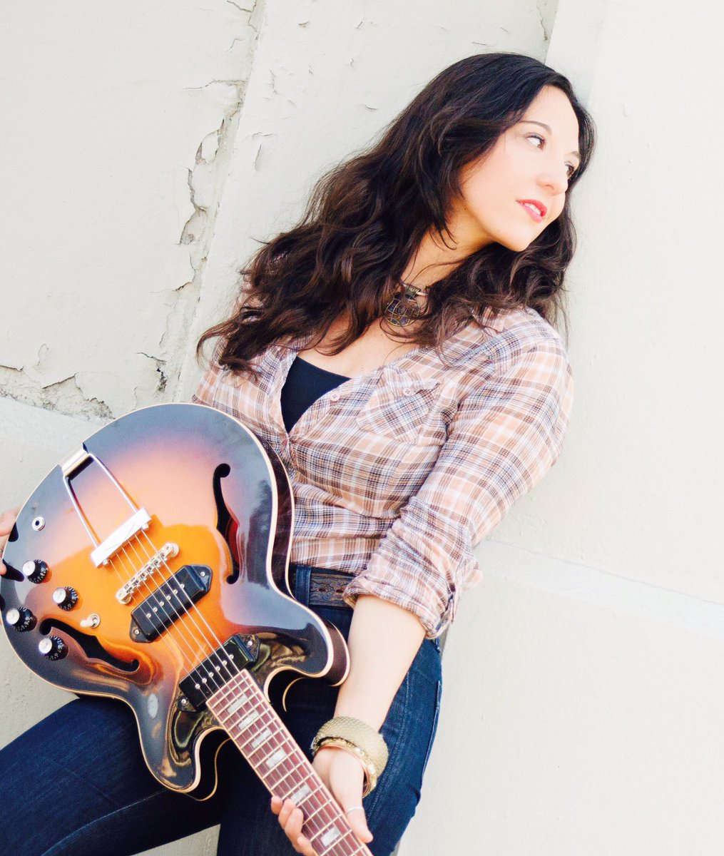 jennialpert's tweet photo. Acousitc Live Album: Until Then @itunes #JenniAlpert --> https://t.co/RFP1ToB5jL https://t.co/lLgU8iXwZC