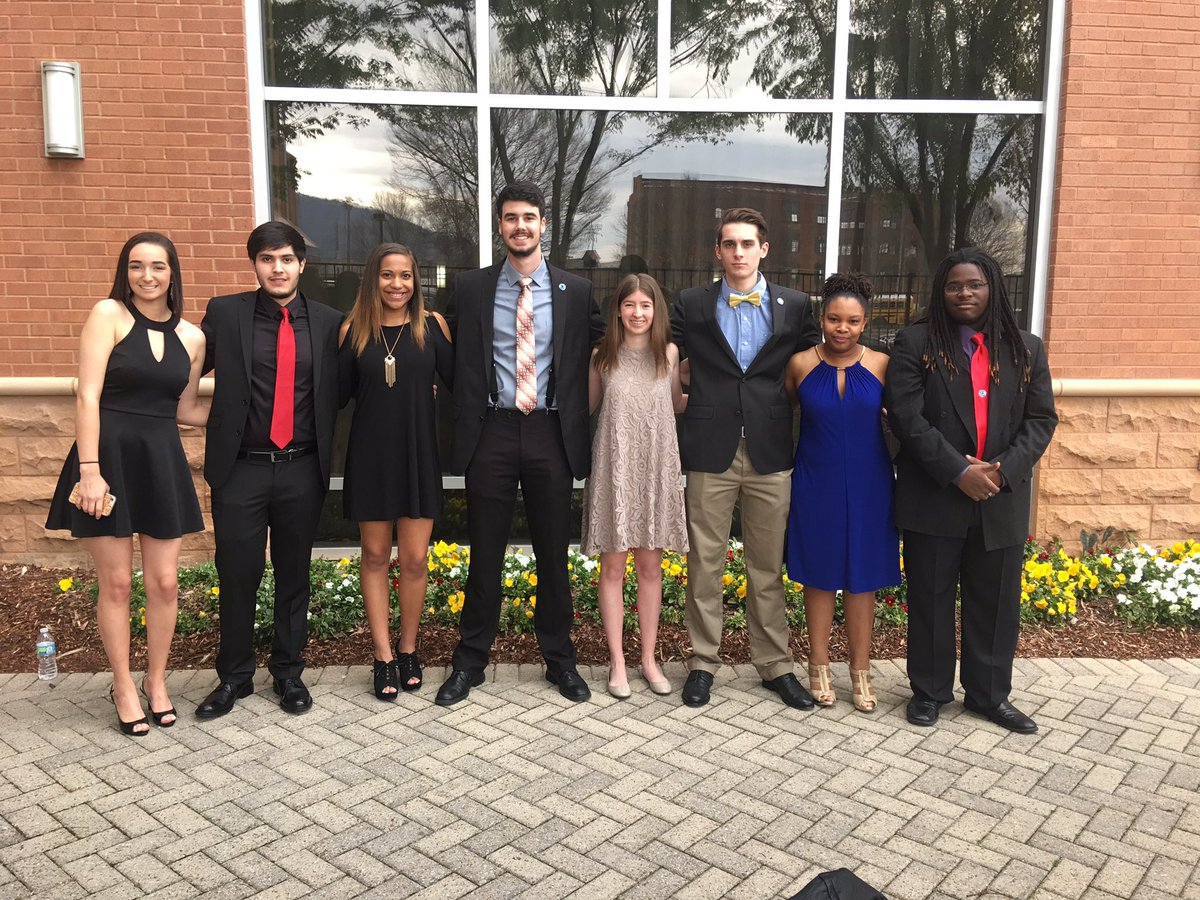 SCH_DECA's tweet photo. TN State Career Development 2017 https://t.co/S91AqX0yJz