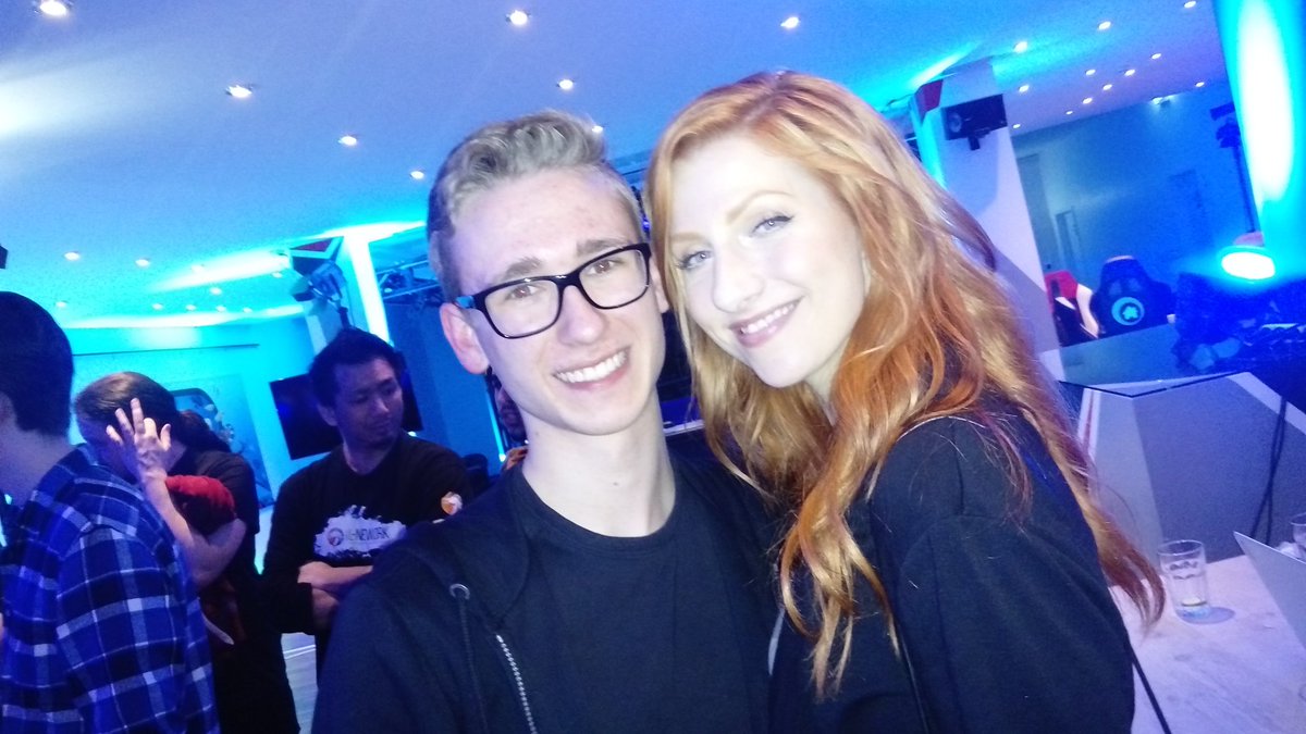 Rextalion's tweet photo. @Lara_Loft Danke für den super Start in meinen Geburtstag🎂 #888poker #BesterAbend #LoftCommunity https://t.co/shOGLYWWmV