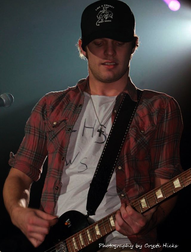 crystihicks's tweet image. CORBIN, KY - land of the 'Unbridled Spirit' @BrantleyGilbert @TuckerBeathard @LukeCombsMusic @BRIANDAVISLIVE  #TheDevilDontSleep #BGNATION
