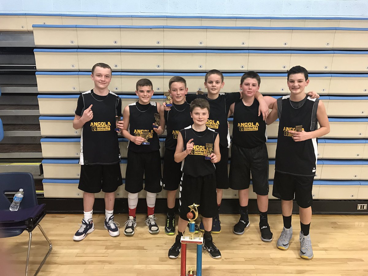 Coach_Bentley1's tweet photo. Out of 6 divisions today, Angola teams (3rd, 5th, 6th, 8th grades) won 4 division Championships! Takes a FAMILY TO BUILD A PROGRAM!
#Thanks! https://t.co/OABSiCsfuQ