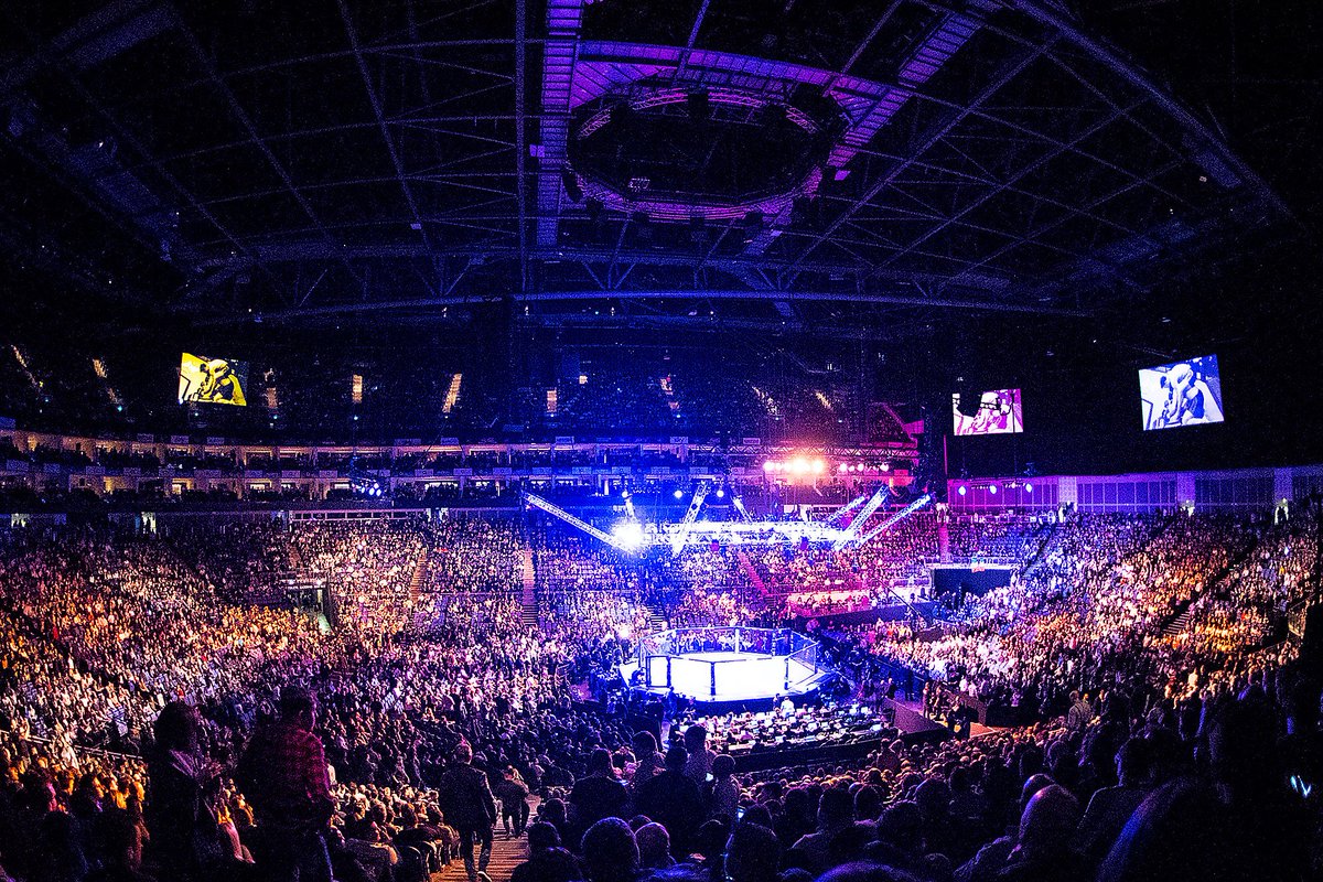 ufc's tweet photo. #UFCLondon ✅

Our next Euro show is right around the corner! Register for #UFCStockholm 🇸🇪 NOW 🎟 https://t.co/juNP5Gn8kx https://t.co/aNR1Jo0fQo