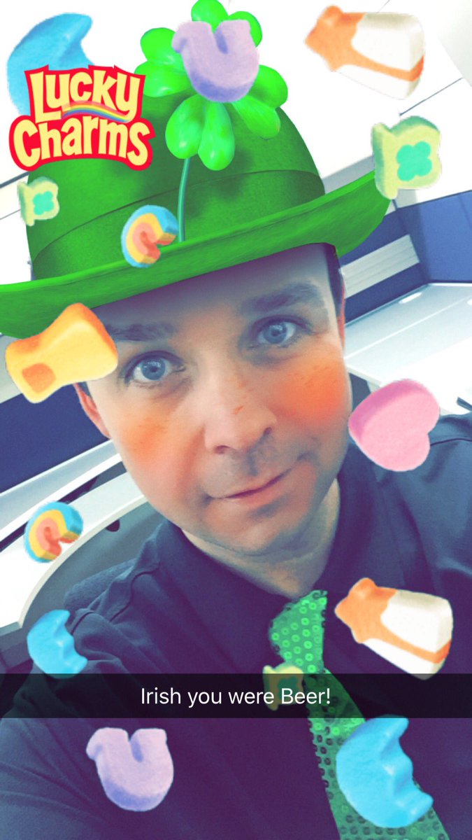 cdedbdfish's tweet photo. #irish #beer #lucky #stpaddysday #stpatricksday #weekend #friday #tgif #celebrate #awesome #Leprechaun https://t.co/NF0XGLxQNr