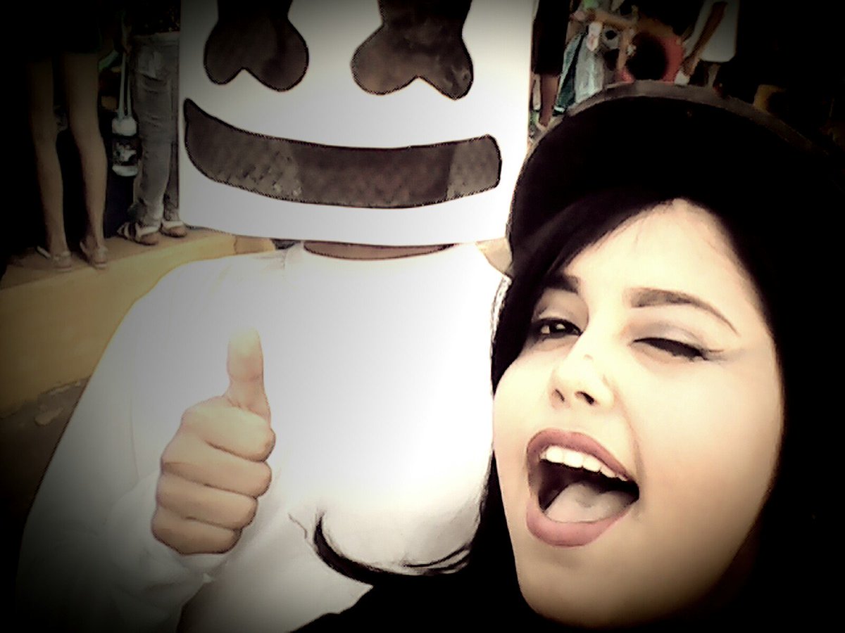 NathaliRush's tweet photo. @marshmellomusic hahahaha!! Big Day!! Yeah 🔥🤘🏽 https://t.co/s6TVjPz8CS