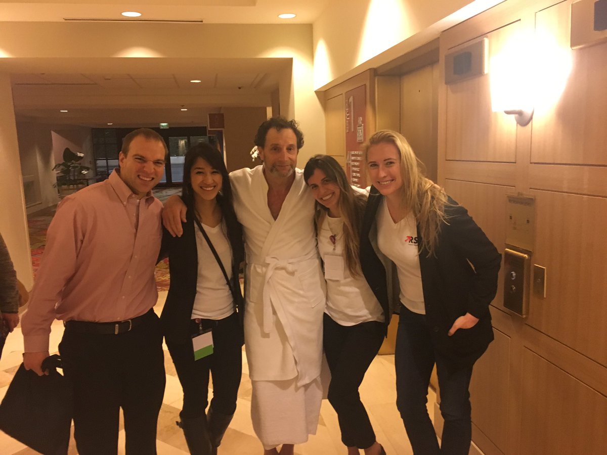 maryhaasmd's tweet photo. The legend of bathrobe guy #bathrobeguy #AAEM17 #airway @MTWILK @AmyFaithPhoto @aalkermd https://t.co/ylbUXWJCJH