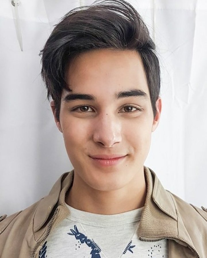 tannermataphoto's tweet photo. Blessing your timeline! 😍😍😍
TANNER OnASAPWildSummer https://t.co/8EWZ3OIKir