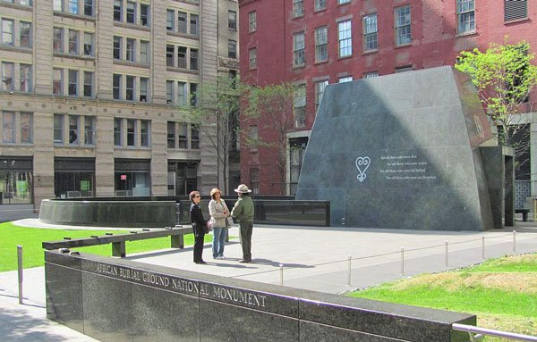 NYCCheapish's tweet photo. Visit the African Burial Ground National Memorial and visitor center in Lower Manhattan. https://t.co/k2lcwrnQM0 #nyc #nychistory https://t.co/YMRndDaxEw