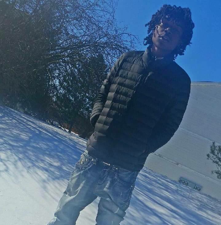 Snaparachi_'s tweet photo. It's crazy you gone I remember them Monroe days like it's nun fr 🙏🏾#RestEasyZay https://t.co/GAj3UvF00t