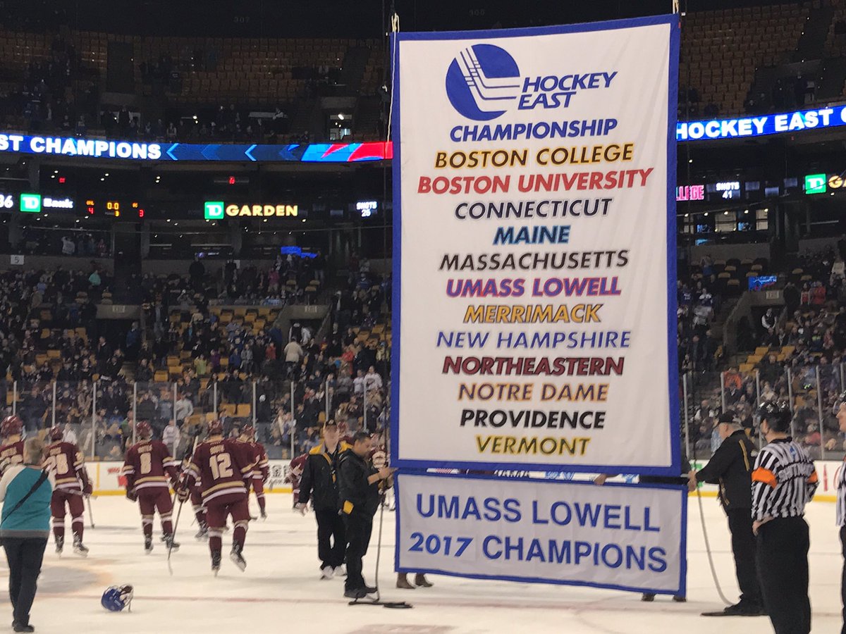 The UMass Lowell <a href="/RiverHawkHockey/">UMass Lowell Hockey</a> are your 2017 <a href="/hockey_east/">Hockey East</a> Champions! Congratulations! #HEAChamps 🎉