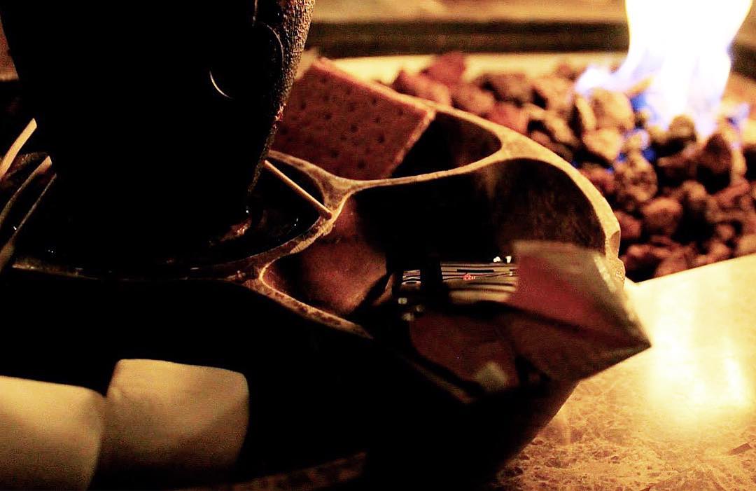 YellowHouseCafe's tweet photo. S'mores kinda night 🌃 https://t.co/Nfn3AbFePZ