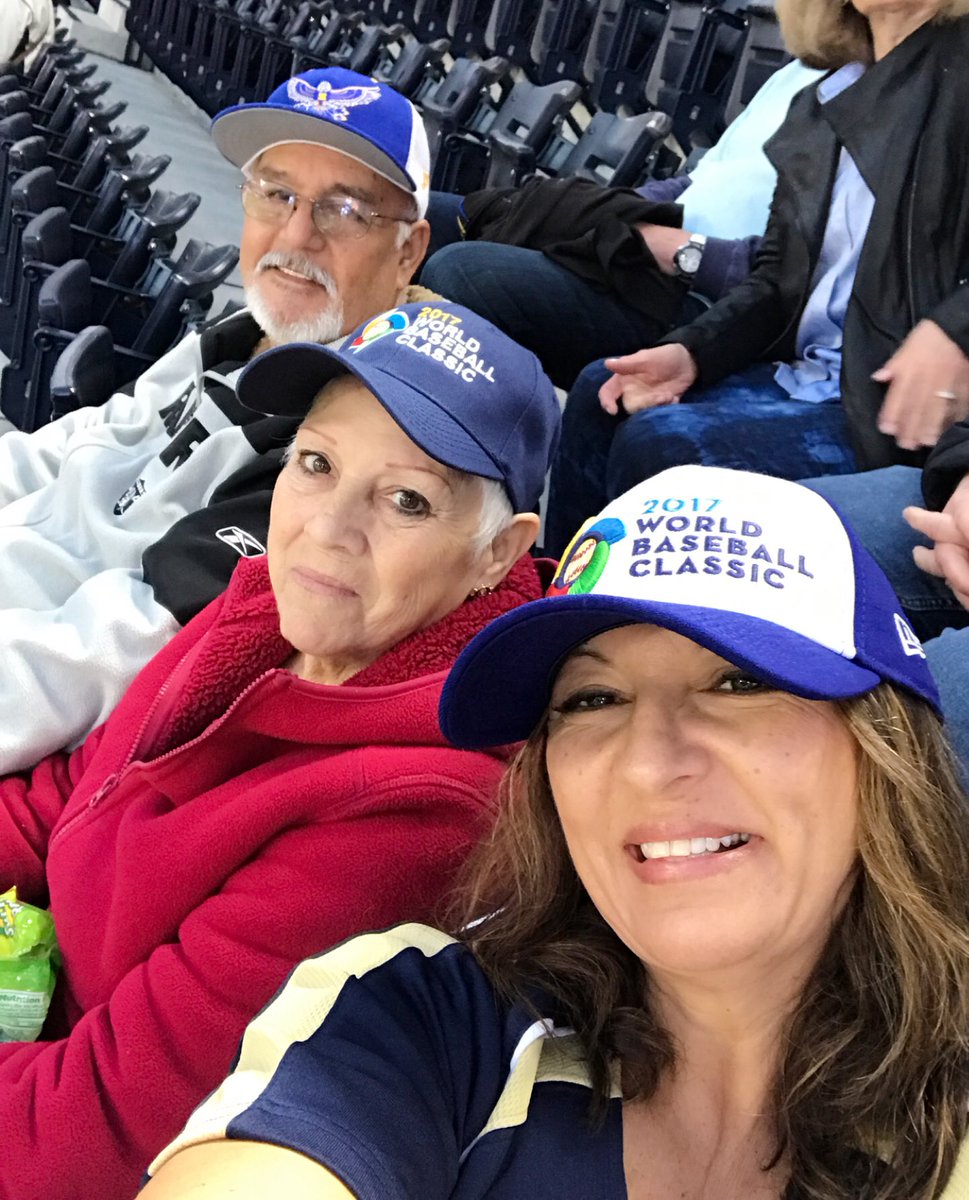vms2112's tweet photo. #WBC2017SD 
Wife and in-laws at the game tonight. https://t.co/ltwPlPckkp
