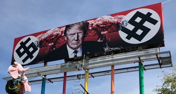 USRealityCheck's tweet photo. Anti-Trump billboard artist receives death threats https://t.co/i02NHmbh1N #USRC #USRC https://t.co/wdFNyopjW1