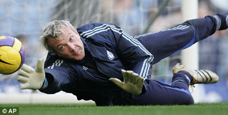 Happy birthday to Magnus Hedman who turns 44 today.  