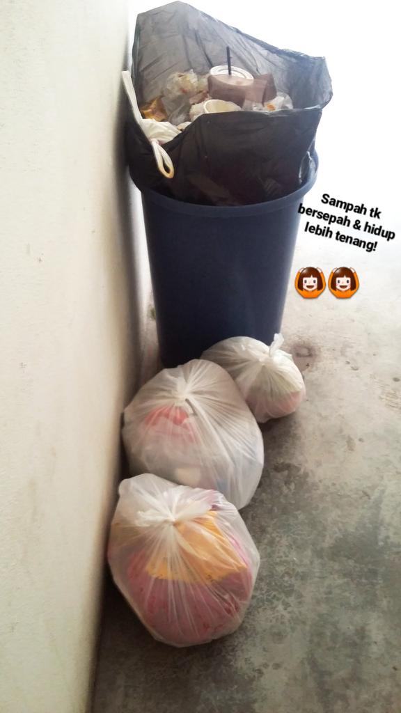 hanijamaluddin's tweet photo. Sebarkan agar lebih ramai yg prihatin terhadap sampah sendiri &amp; tidak menjadi sampah! https://t.co/EQFOl5i5Qv