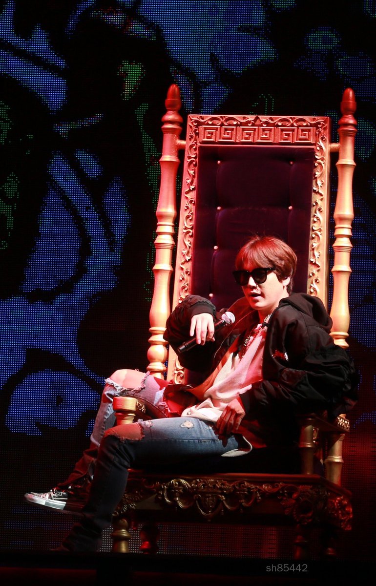 <a href="/fktal94/">Taleu정</a> <a href="/haneul_lee93/">haneul</a> here✋