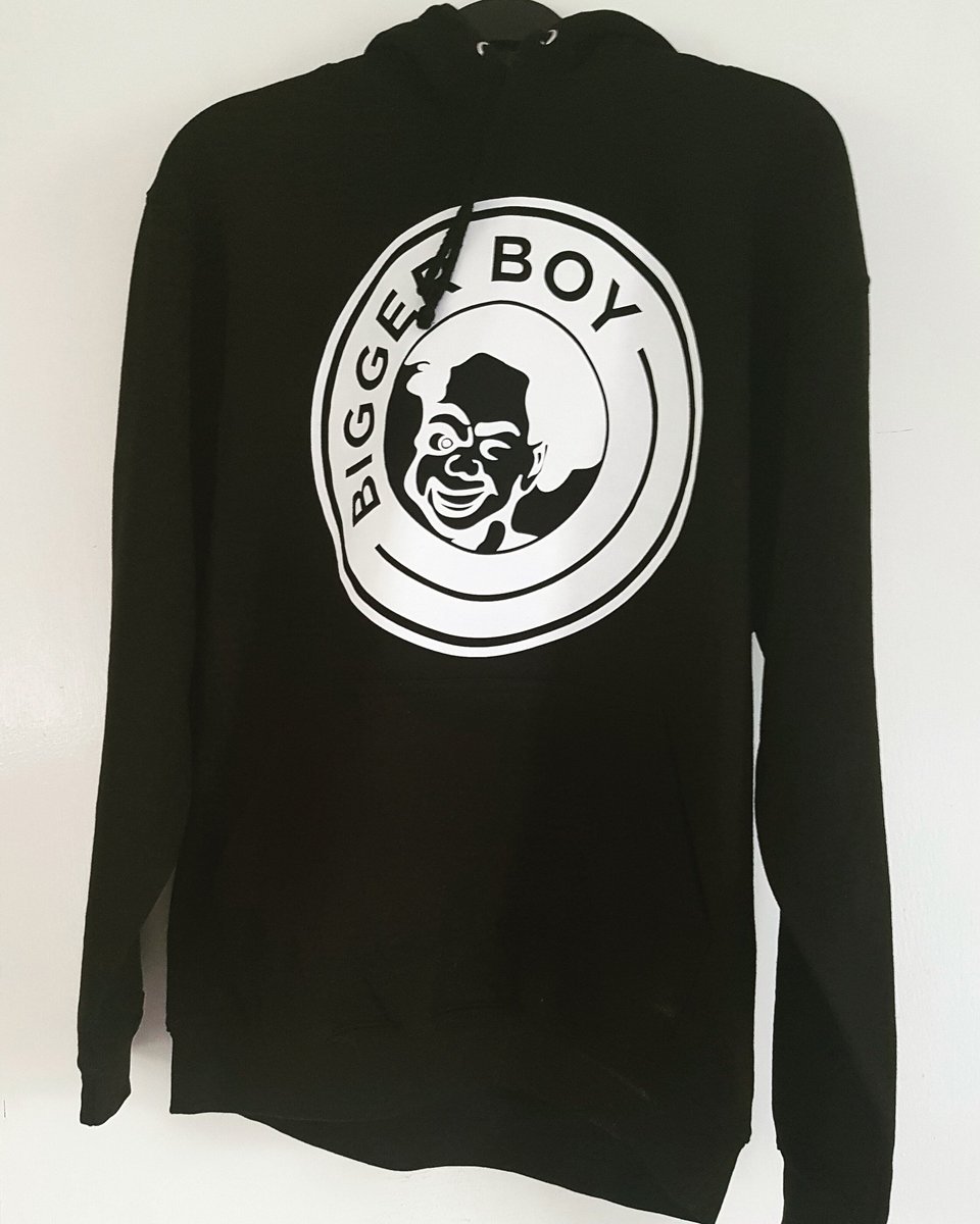 Booker_2003's tweet photo. Latest @OfficialBiggerB hoodie to add to the collection. #africanapparel https://t.co/CBngs8mc6Z